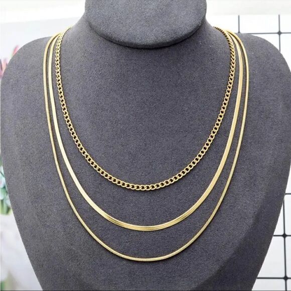 #5 Three Strand Layering Chain Necklace - Picture 5 of 5